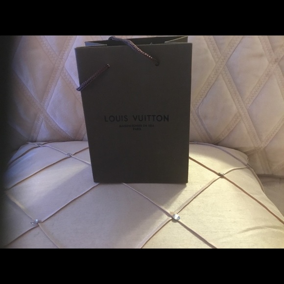 Multi Set Authentic Louis Vuitton Carry Bags - Picture 5 of 7